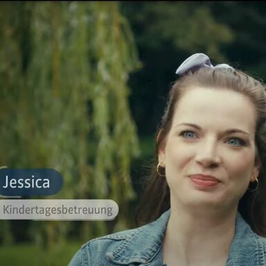 Filmausschnitt mit Jessica, Kinderbetreuung