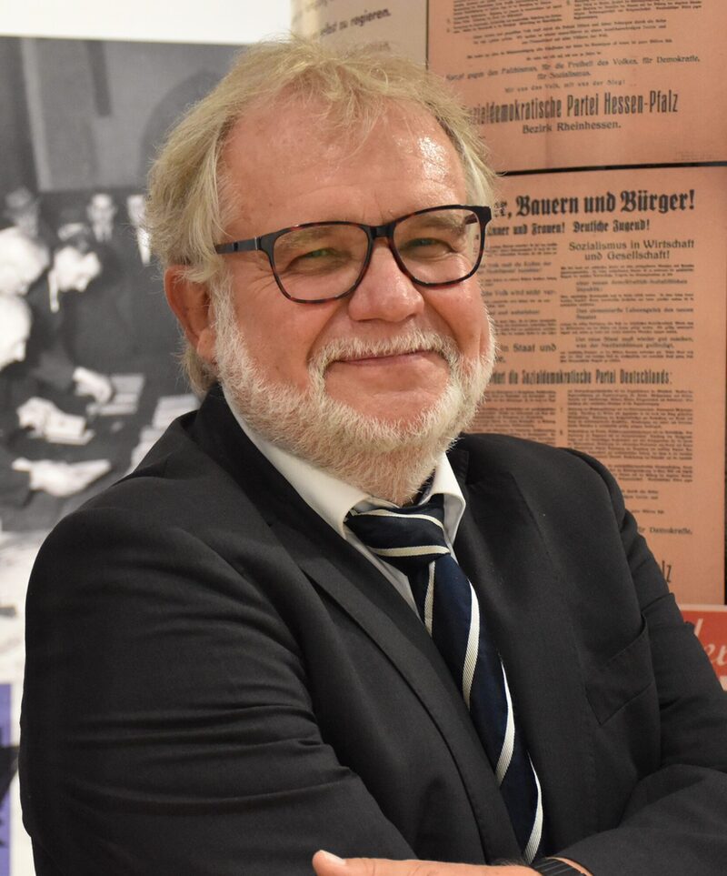 Professor Dr. Walter Mühlhausen